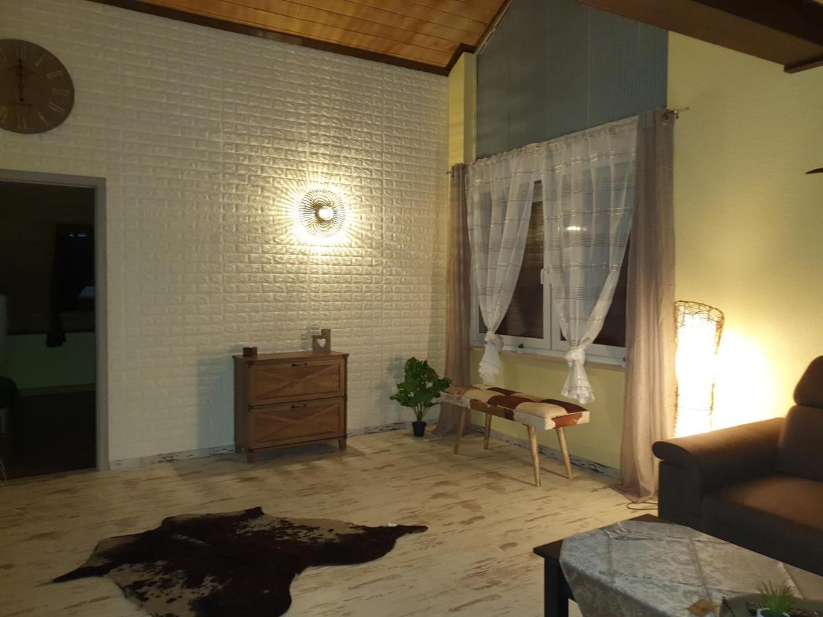 Ferienwohnung zum Schlossblick Nähe Europa Park Mahlberg Exterior foto